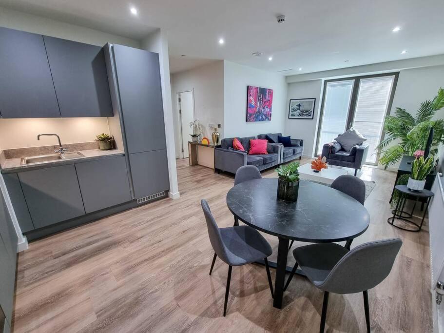 Luxury City Centre Townhouse With Parking Manchester Dış mekan fotoğraf