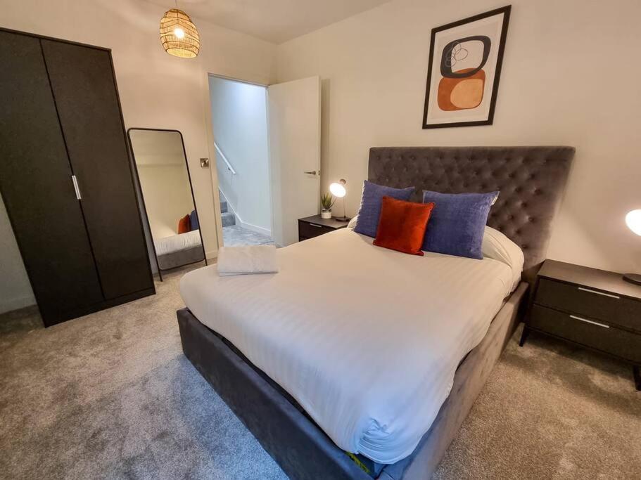 Luxury City Centre Townhouse With Parking Manchester Dış mekan fotoğraf