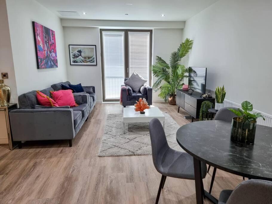 Luxury City Centre Townhouse With Parking Manchester Dış mekan fotoğraf